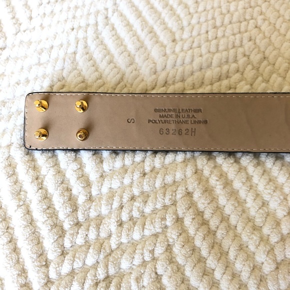 St. John Black Quilted Leather Belt - Picture 4 of 7